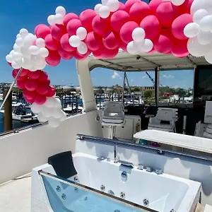 Cozy Ocean 3xdeck Yacht New York