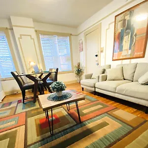 Nyc Cozy Private Bedroom With Free Parking & Near Subway - Business & Tourists New York