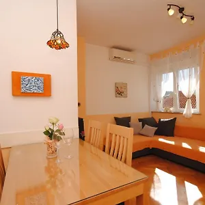 Marita Apartment Split
